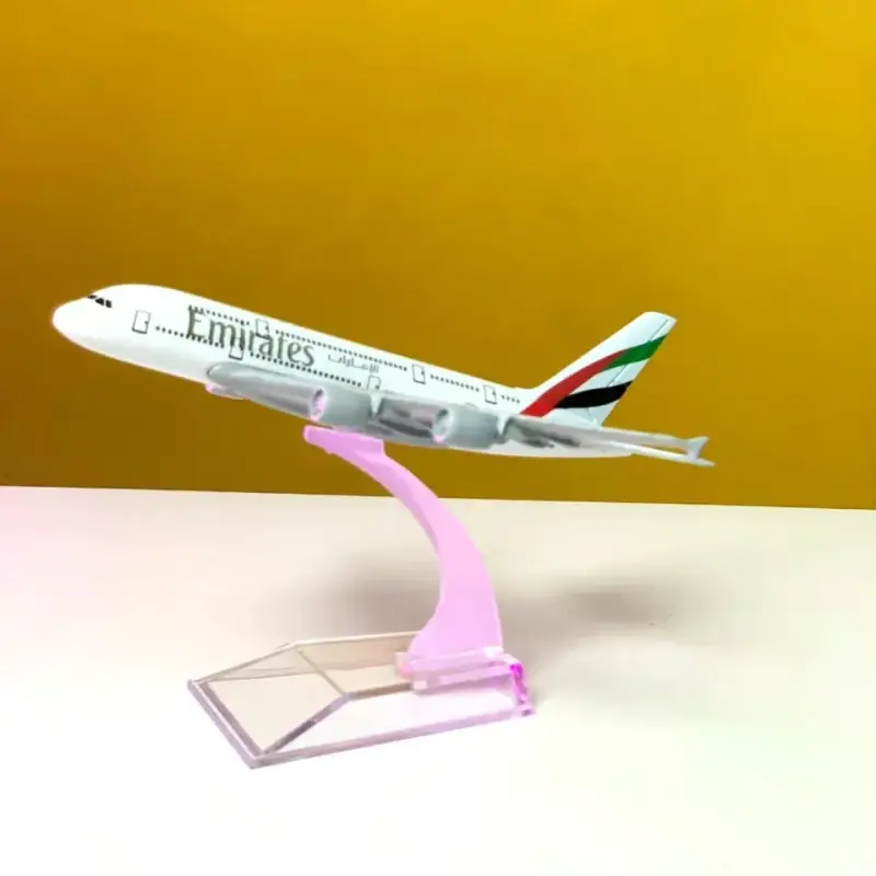 Emirates Airways A380 Metal Aircraft -16cm