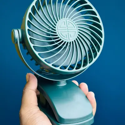 P8 USB Small Handheld Rechargeable Clip Fan – Green Color